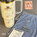تراول ماگ استنلی مدل تامبلر طرح گل و پاپیون آبی -Stanley کد 0285 - Image 4