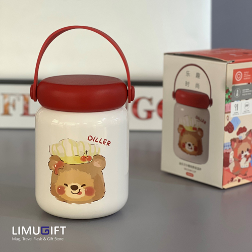 مینی تراول ماگ صافی دار برند دیلر قرمز مینی تراول ماگ دیلر با طرح تِدی قرمز (فلاسک خرسی) صافیدار 200 میل -Diller کد 0351 - Image 1
