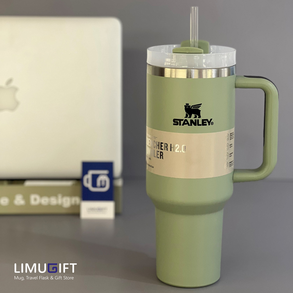 تامبلر استنلی اورجینال سبز ماگ نِیدار استنلی Stanley Quencher رنگ سبز 40oz- کد 0389 - Image 1